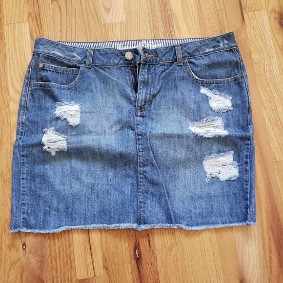 Tommy Hilfiger Distressed Denim Mini Skirt - Picture 1 of 3